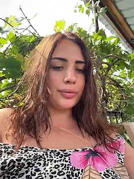 Snapshot of tesaa1212 chatting on July 7, 2026, 1:04 pm tesaa1212 online show from July 7, 2026, 1:04 pm