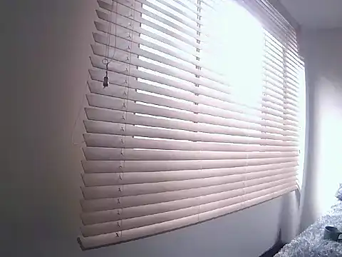 Fernanda andrew online show from February 18, 2026, 4:03 pm