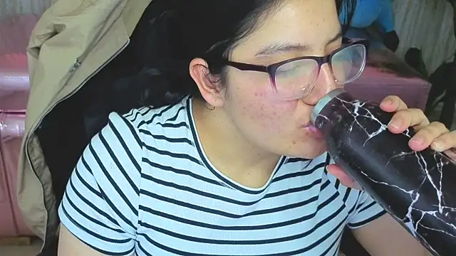 eva smit t online show from February 11, 2026, 2:05 am