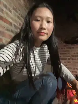 Snapshot of vero-obc chatting on May 1, 2026, 11:04 am vero-obc online show from May 1, 2026, 11:04 am