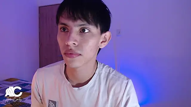 andrew courtzz online show from April 8, 2026, 8:20 pm