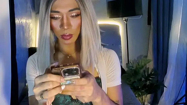 TsBlackHORSECOCKcalix online show from April 23, 2026, 4:53 pm