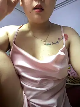 Samsam-006 online show from April 8, 2026, 9:42 am