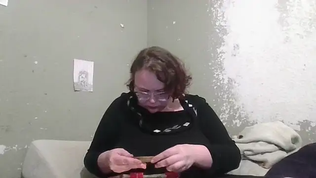 Rentastnrgurl online show from December 14, 2025, 11:31 pm