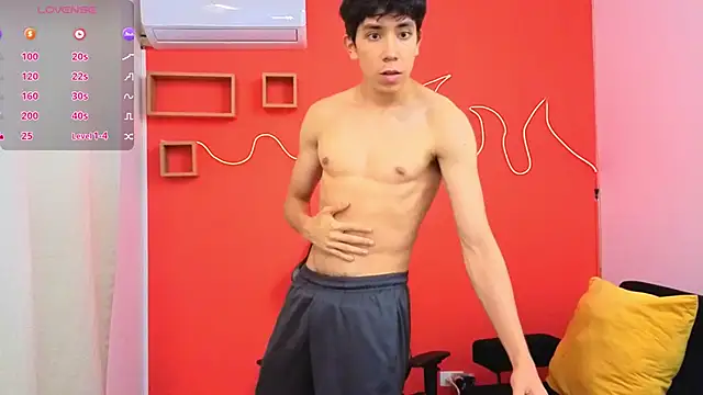 Neo Twink online show from April 21, 2026, 7:06 pm