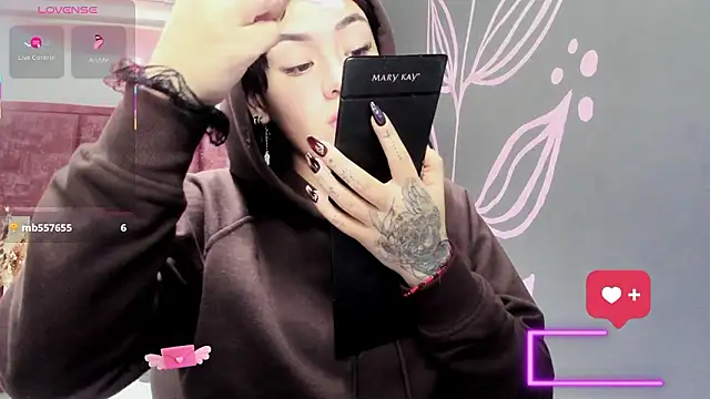 Kiara Fox   online show from February 14, 2026, 7:54 pm