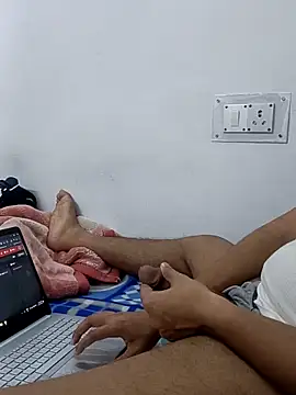 Snapshot of Bigdickboy2406 chatting on February 16, 2026, 8:38 pm Bigdickboy2406 online show from February 16, 2026, 8:38 pm