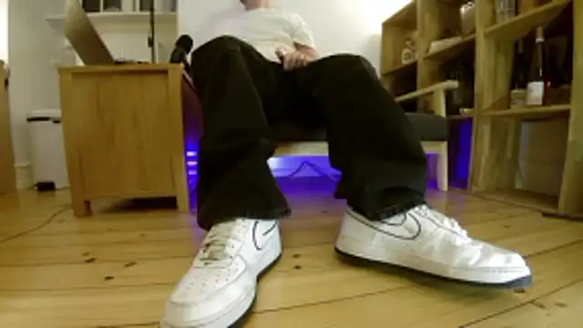 jonas camboy online show from February 24, 2026, 5:22 pm