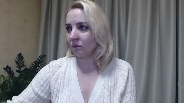 sweetpussy online show from January 28, 2025, 4:52 pm