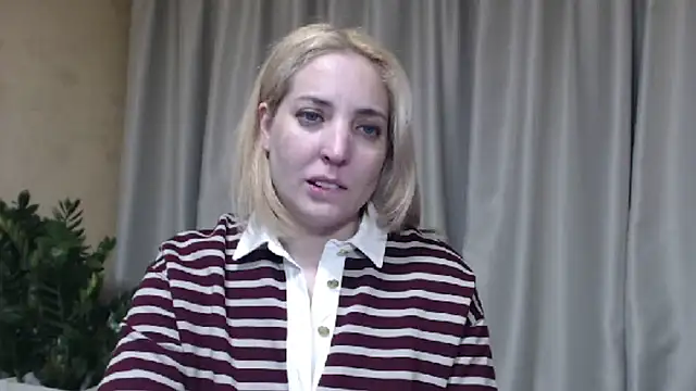 sweetpussy online show from May 13, 2026, 4:37 pm