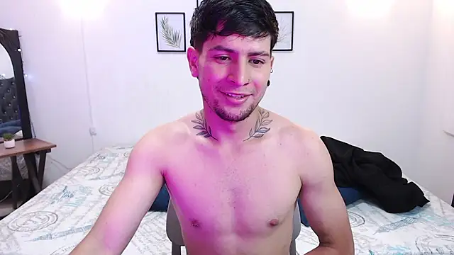 vaalentiino online show from March 24, 2026, 3:17 pm