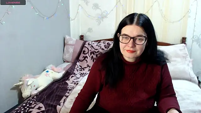 SashaBond online show from March 1, 2026, 9:44 am