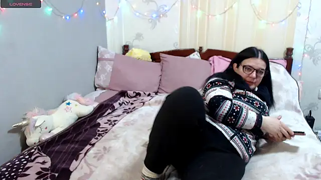 SashaBond online show from March 2, 2026, 12:56 pm