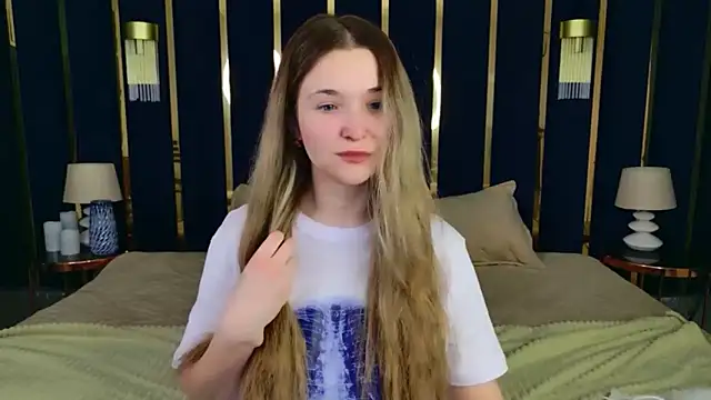 Lina Sinerz online show from February 19, 2026, 3:41 pm