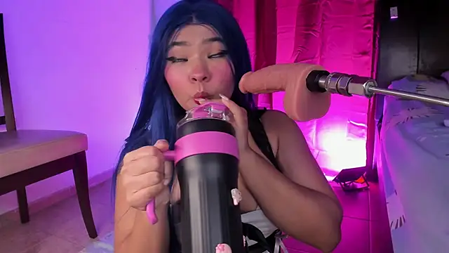 MarilinMorgan online show from December 18, 2025, 5:13 am