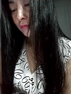 Snapshot of Paerl-sweet chatting on March 12, 2026, 2:29 am Paerl-sweet online show from March 12, 2026, 2:29 am