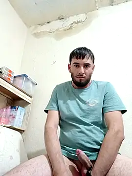 Junior99zhot online show from December 5, 2025, 4:54 am