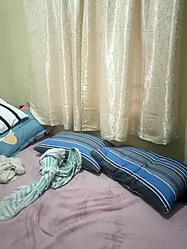 Cinpussie89 online show from December 5, 2025, 9:40 am