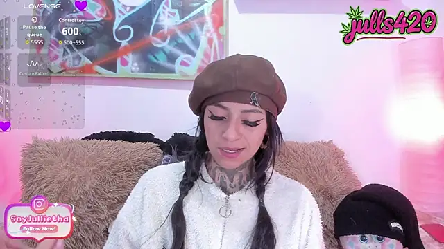 Snapshot of Julls420_ chatting on July 12, 2026, 10:56 pm Julls420 online show from July 12, 2026, 10:56 pm