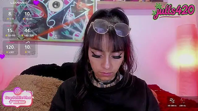 Snapshot of Julls420_ chatting on July 15, 2026, 9:58 am Julls420 online show from July 15, 2026, 9:58 am