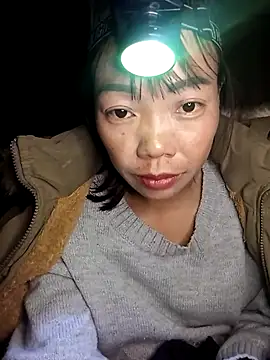 Snapshot of anna-can chatting on January 10, 2026, 12:29 pm anna-can online show from January 10, 2026, 12:29 pm