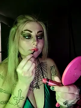 Snapshot of SpiderRose chatting on February 10, 2026, 11:31 pm SpiderRose online show from February 10, 2026, 11:31 pm