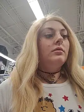 Snapshot of SpiderRose chatting on March 1, 2026, 10:56 pm SpiderRose online show from March 1, 2026, 10:56 pm