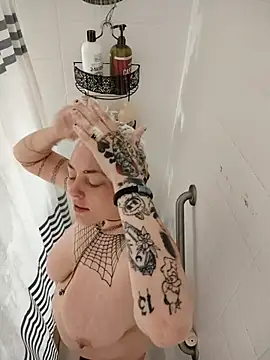 Snapshot of SpiderRose chatting on March 2, 2026, 4:14 pm SpiderRose online show from March 2, 2026, 4:14 pm