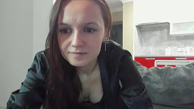 OliviaMuur online show from January 14, 2026, 5:35 am