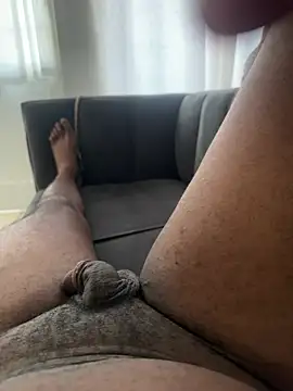 Snapshot of Mthondo213 chatting on April 5, 2026, 2:58 pm Mthondo213 online show from April 5, 2026, 2:58 pm