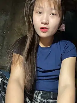 hinata-xx online show from March 3, 2026, 5:02 am