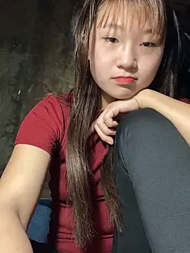 hinata-xx online show from April 2, 2026, 7:50 am