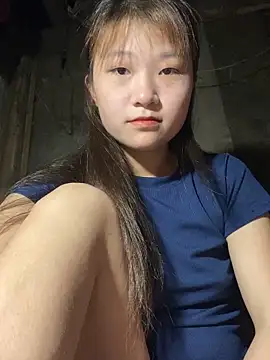 hinata-xx online show from April 21, 2026, 11:18 pm