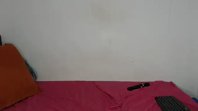 Belle2556 online show from March 3, 2026, 12:44 pm