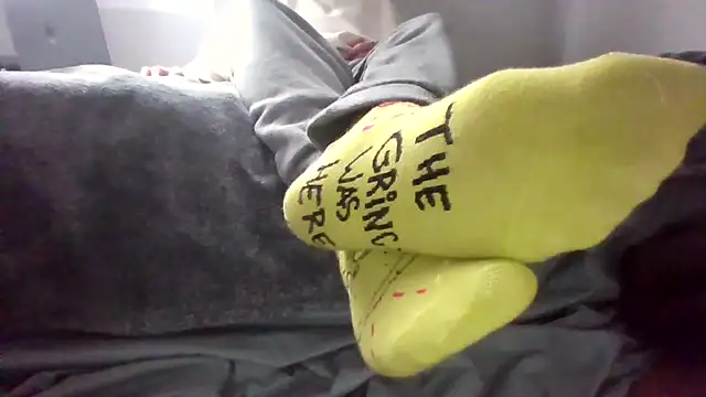 ThePerfectSoles18 online show from December 5, 2025, 6:04 pm