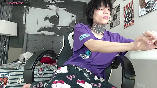 koryu skull online show from December 16, 2025, 12:04 am