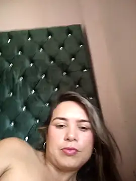 Charlott smi online show from January 5, 2026, 5:27 pm