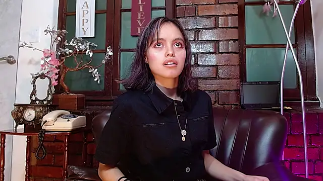 Sue Sparkle online show from December 14, 2025, 7:18 pm