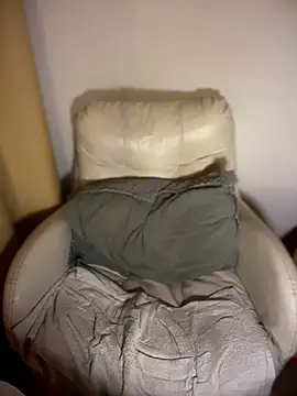 VanesssaMilf  online show from March 2, 2026, 5:08 am