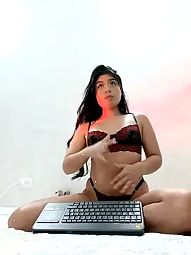 EmmyDuran online show from January 10, 2026, 4:14 am