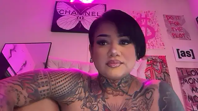 Itsonlyvirgo online show from March 25, 2026, 4:24 pm