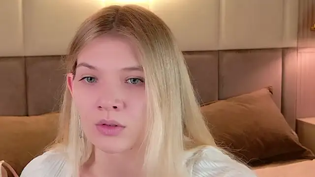 Vivien Hans online show from April 20, 2026, 8:32 pm