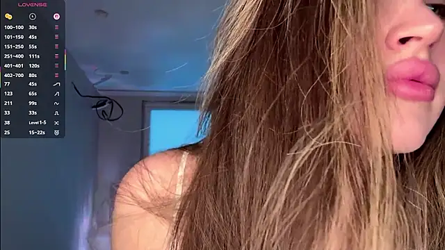 KiraBodrick online show from March 11, 2026, 3:29 pm