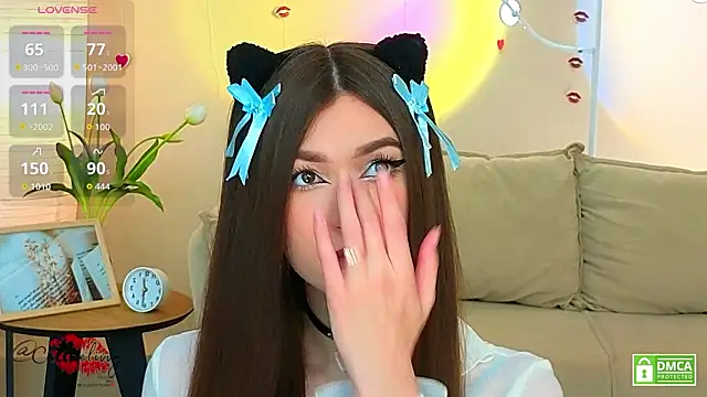 oliviaah  online show from March 13, 2026, 3:07 pm