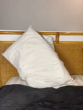 Thick Lucia online show from March 12, 2026, 6:25 pm