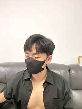 kimze7 online show from December 20, 2025, 2:35 pm