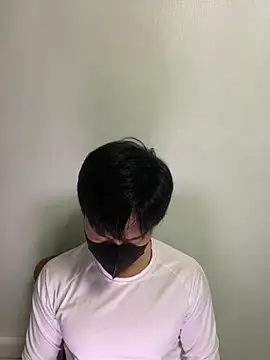 kimze7 online show from March 17, 2026, 1:36 pm