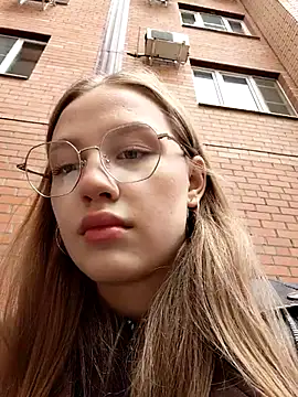 findwayout online show from April 18, 2026, 7:34 am