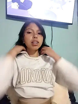 Princess elia online show from April 14, 2026, 10:27 pm