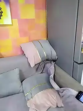 Very sly fox online show from June 15, 2026, 1:02 pm